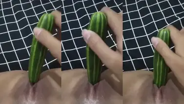 Aksi Iseng Gadis Imut Bersantai Di Kost