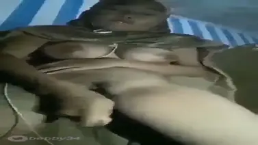 Jilbab Colmek Pakai Terong Besar Tak Biasa