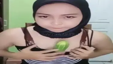Siaran Pribadi Ukhti Hijab Berwajah Ayu